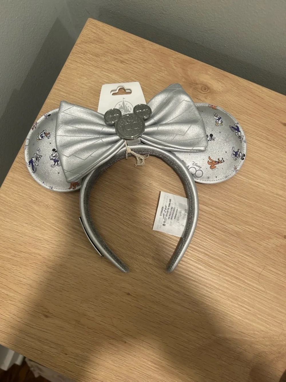 Disney Silver Minnie Mouse Ear Headband with Metallic Bow NWT